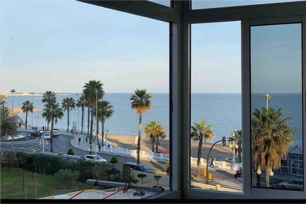 Apartment First Line Of The Sea Benalmádena Dış mekan fotoğraf